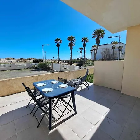 T2 En Rdc, 2 Pas De La Plage, Terrasse, Parking Prive, Equipe! - Fr-1-326-811 * Marseillan (Herault)